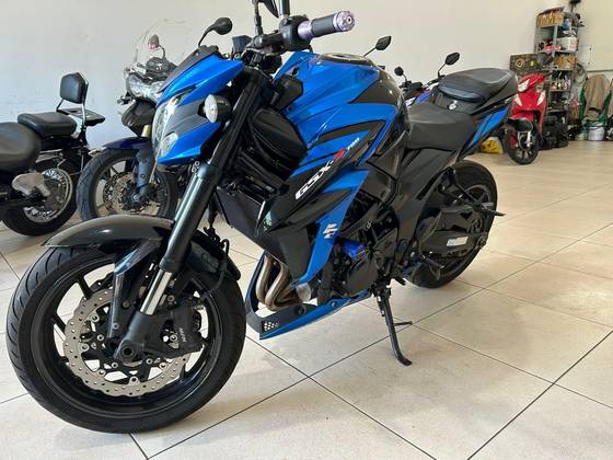 SUZUKI GSX-S750A SUZUKI GSX-S750A